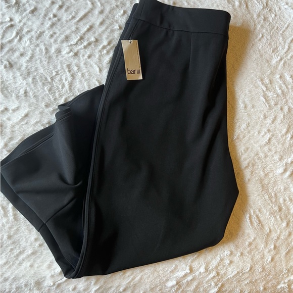 BAR III CROPPED AND RUFFLE BOTTOM FLARED DRESS PANTS NWT - Picture 2 of 7